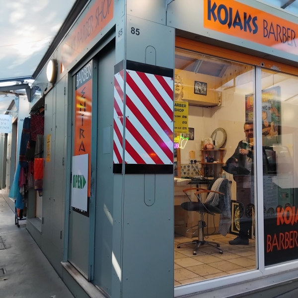 kojaks barber stall